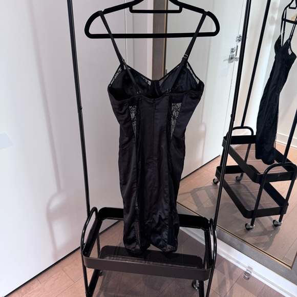 House of CB Romola Satin Dress - Picture 4 of 7